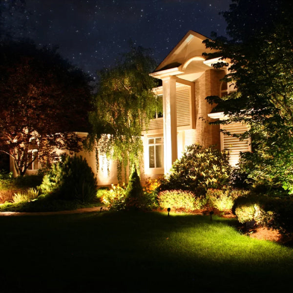 FUTC04 Outdoor 6W RGB+CCT Smart LED Garden Light