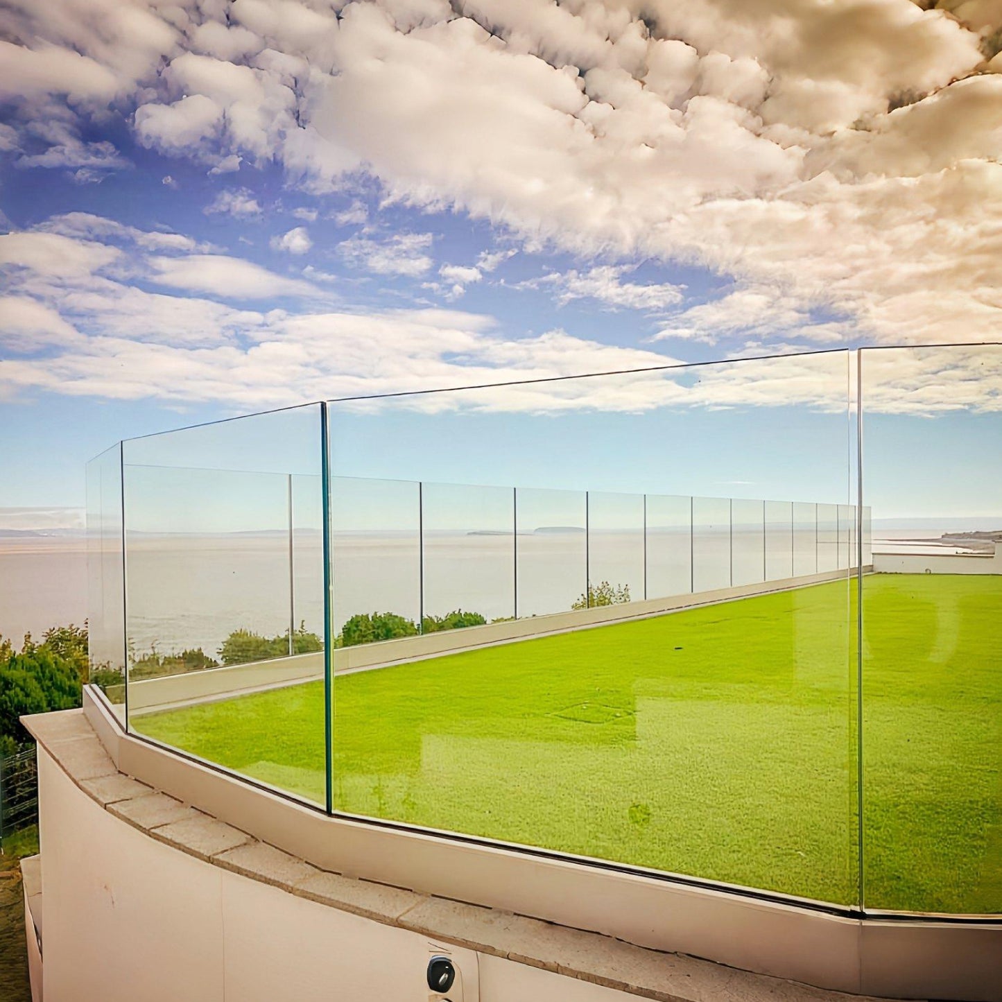 Floating Glass Railing with Led Lighting System, Frame + Lighting